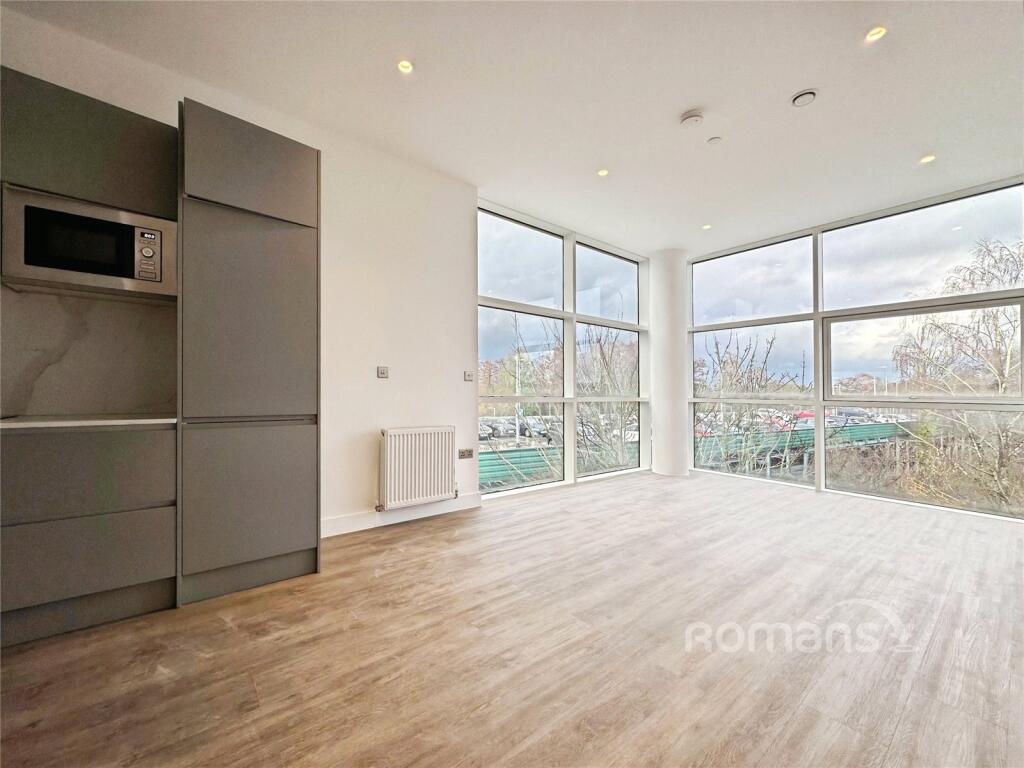 Main image of property: Roop House, Fleet, Hampshire, GU51