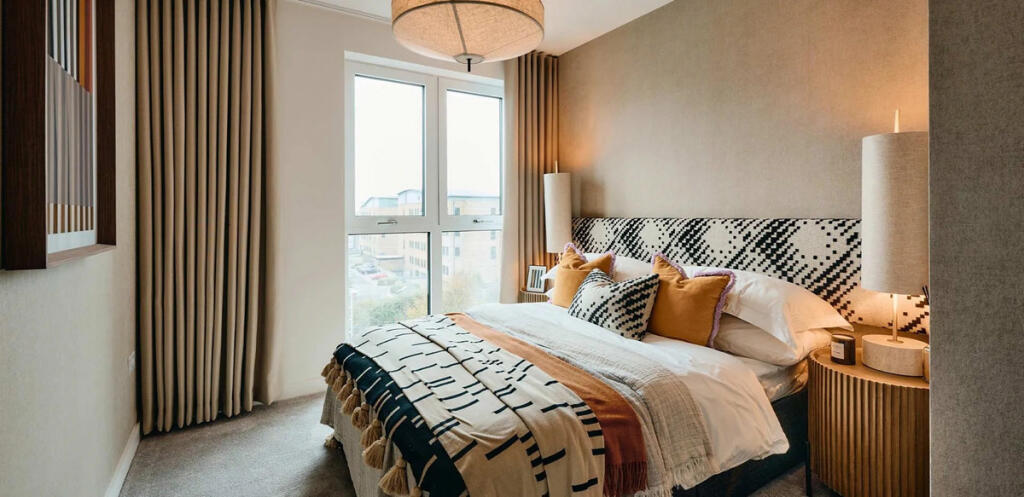 Apartment in Watford, North Watford - More