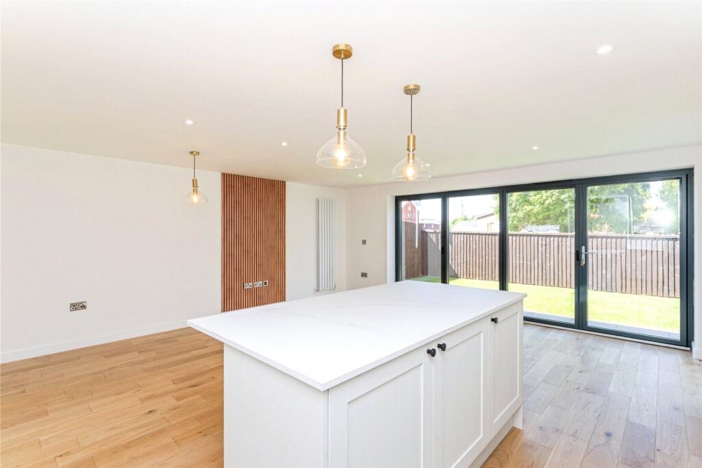 House in Chester, Ellesmere Port - View 3