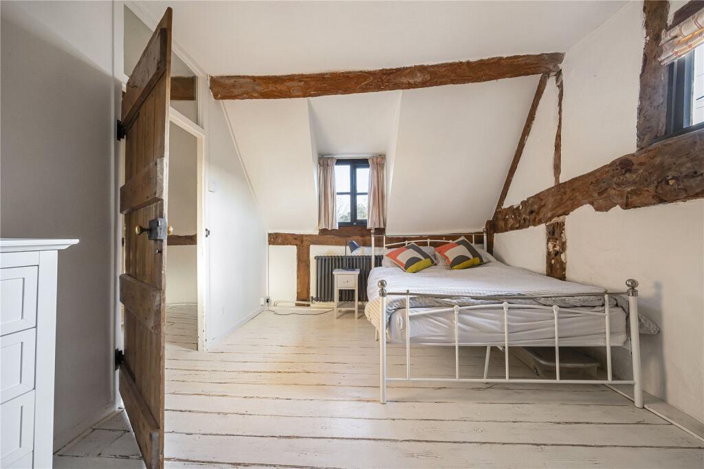 House in Gloucester - More