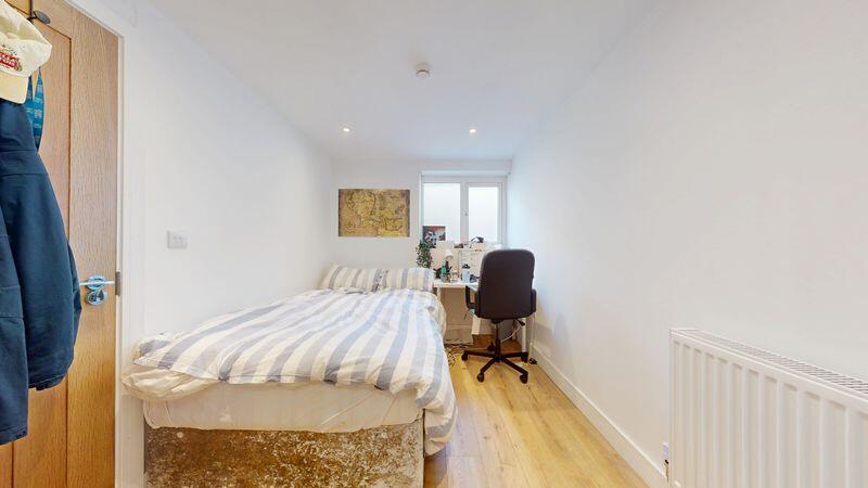 House in Cardiff - View 4