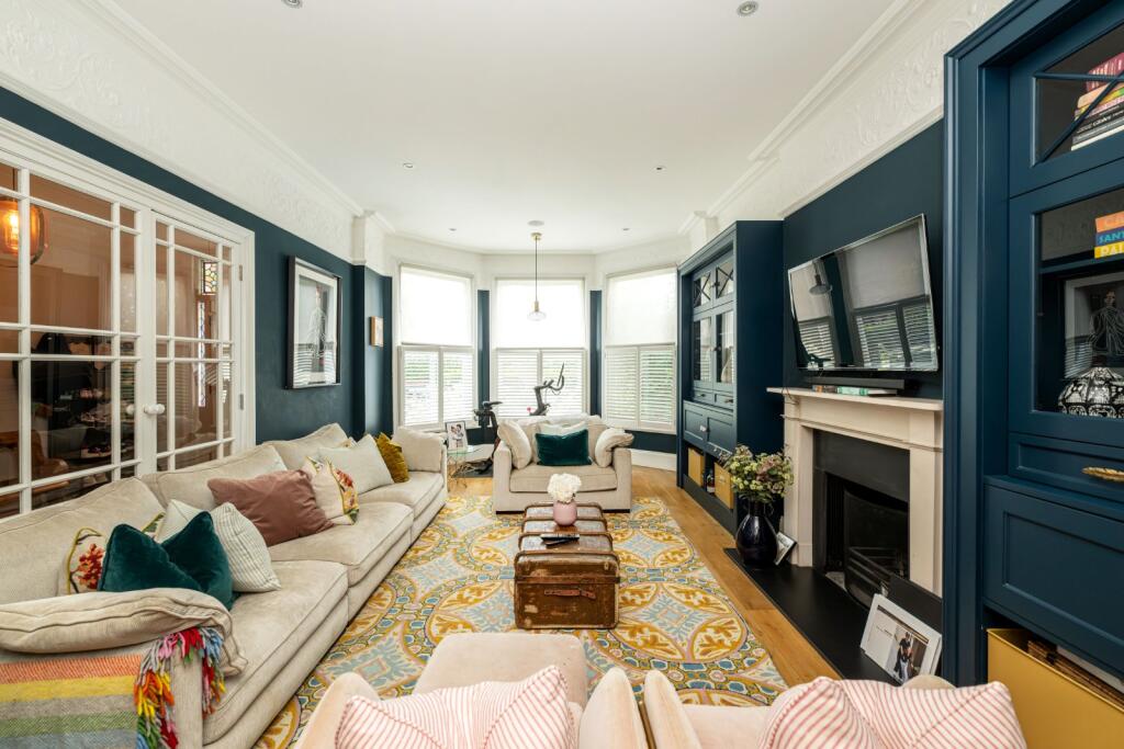 House in London - View 2
