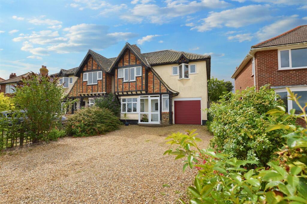 5-bed semi-detached on Cromer Road, West Runton, Cromer, £495,000