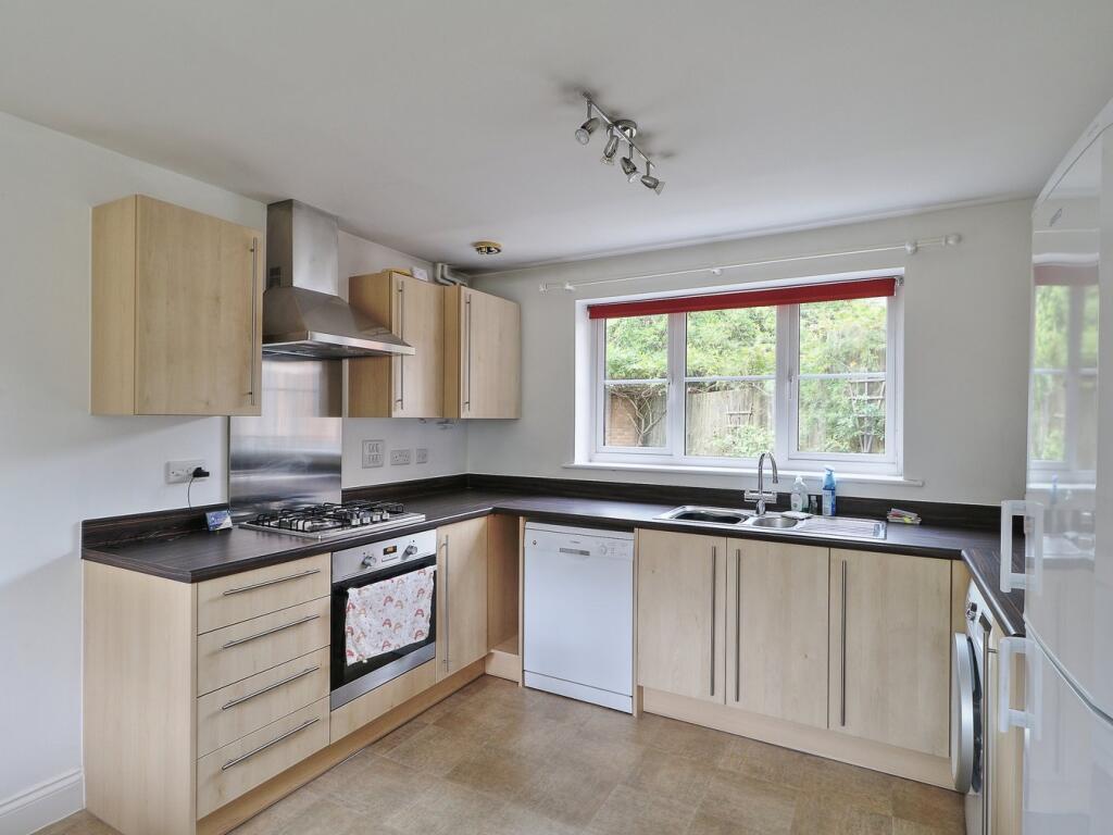 Whitchurch Walk, St Neots, PE19 photo 3
