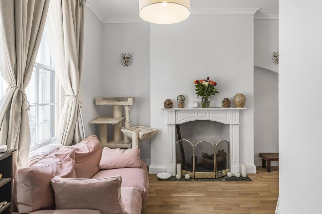 Apartment in London, City of Westminster - View 5