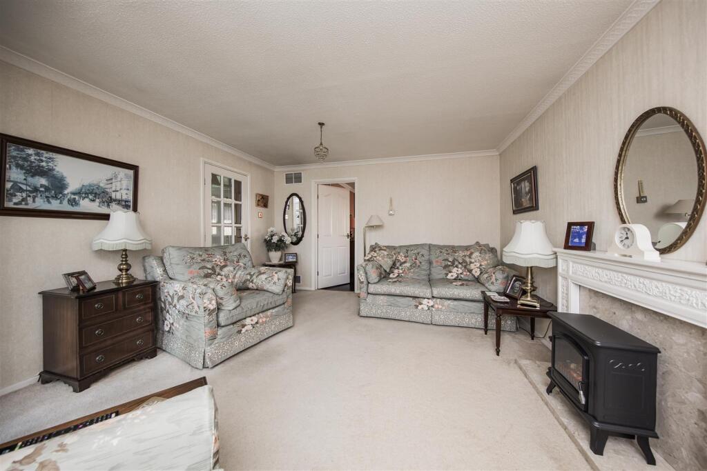 House in Tonbridge and Malling, Red Hill, Wateringbury - View 4