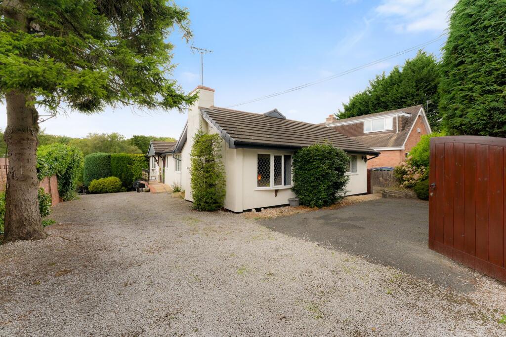 House in Norley, Hatchmere