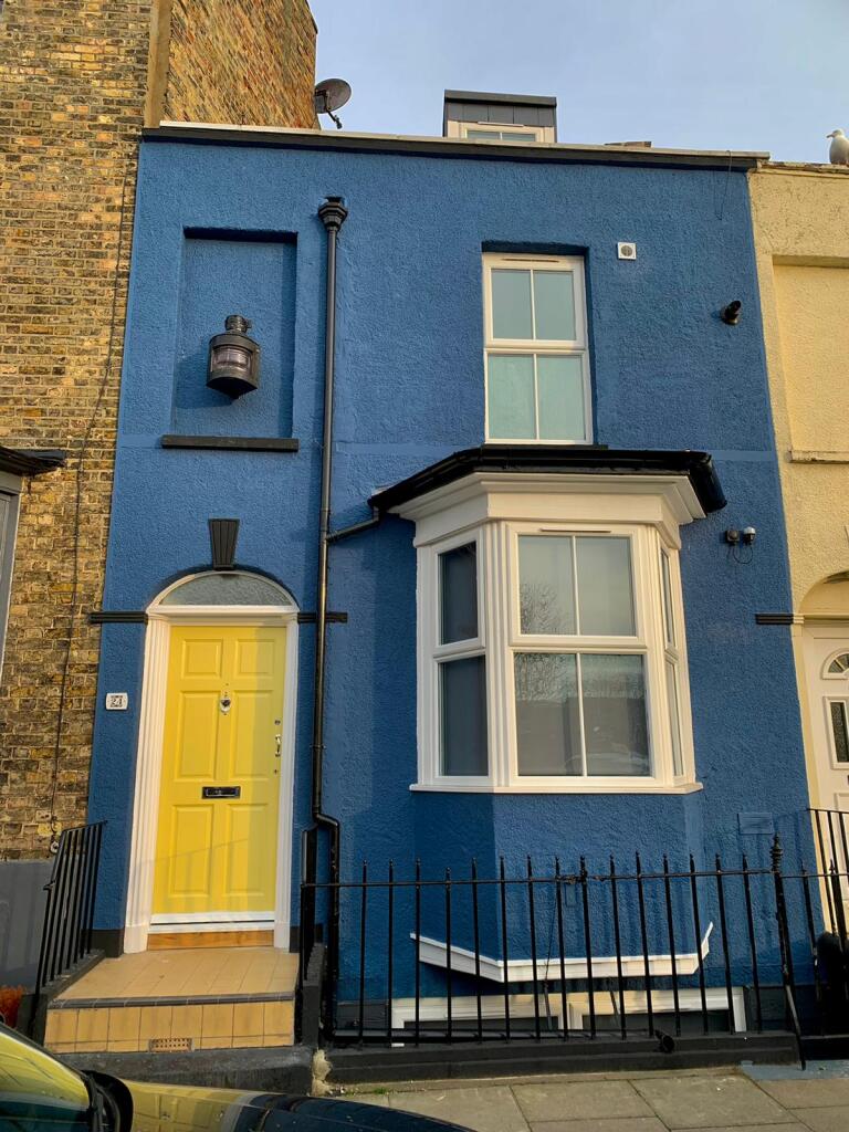 Main image of property: La Belle Alliance Square