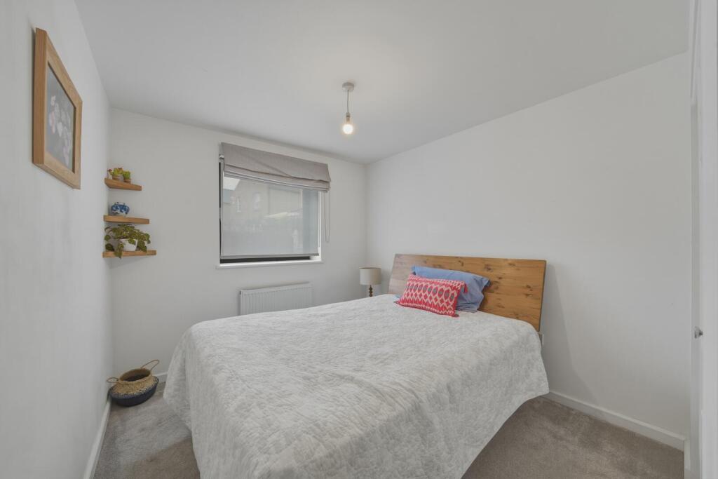 Fleeman Grove, West Bridgford - More