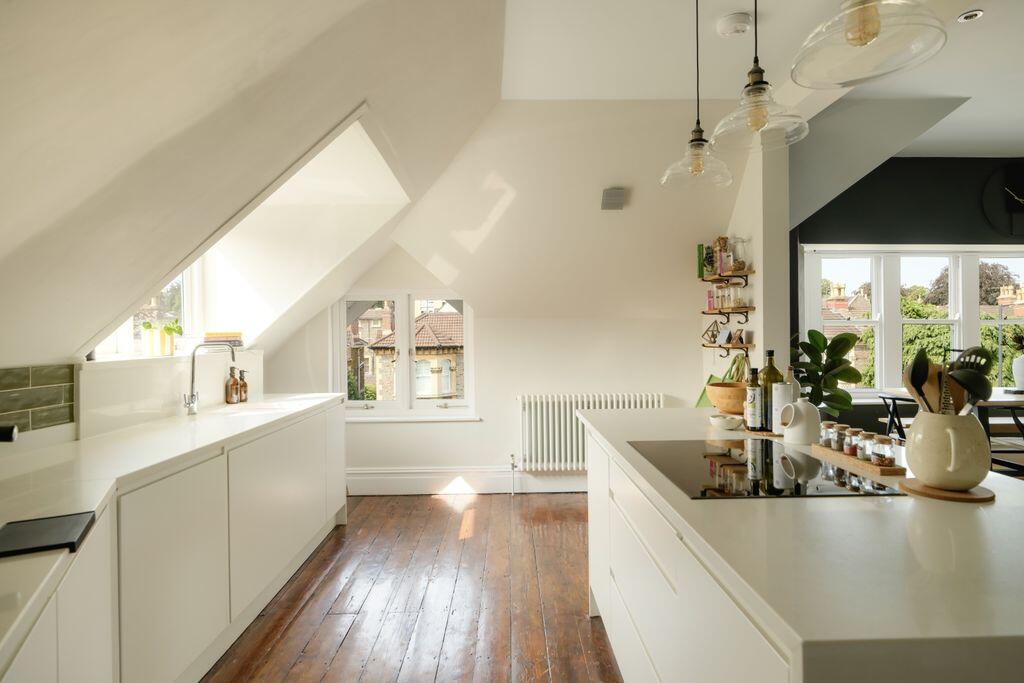 Apartment in Bristol, Westbury Park - View 4