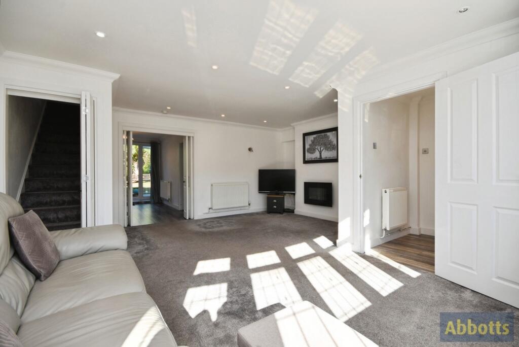 House in Southend-on-Sea - View 4