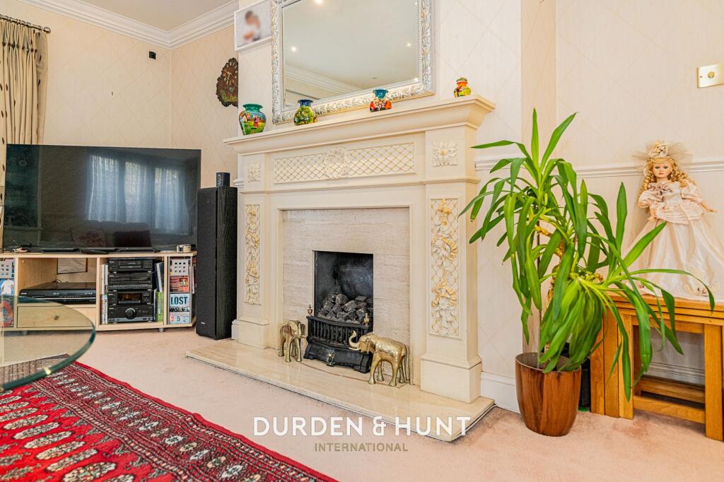 House in London - View 3