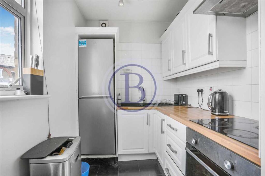 Apartment in London - View 3