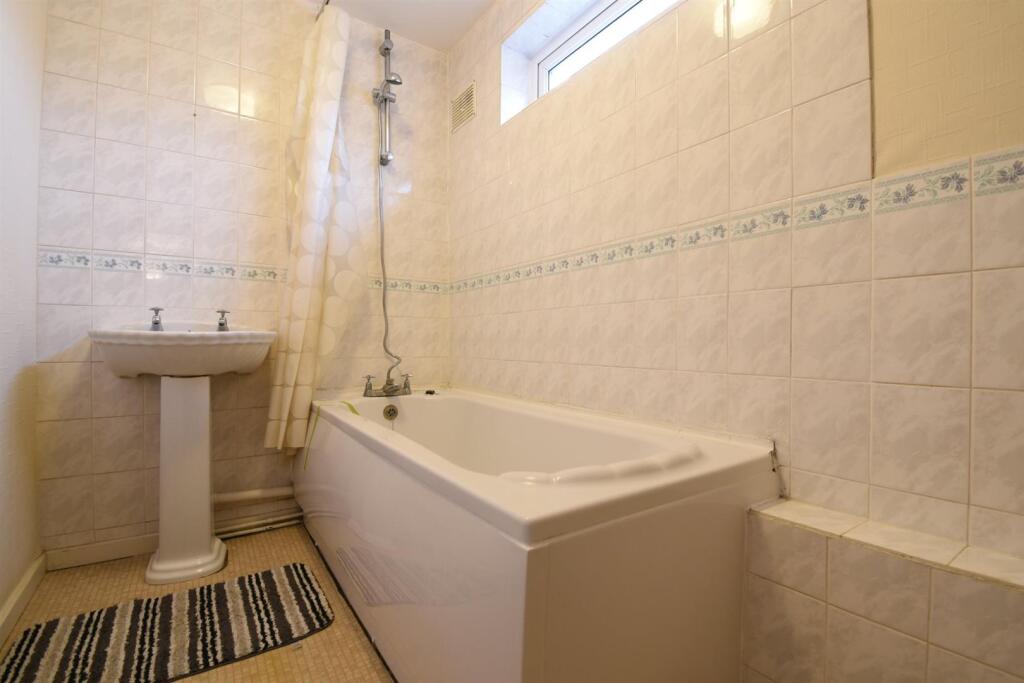 Ely Close, Stevenage – pohled 3