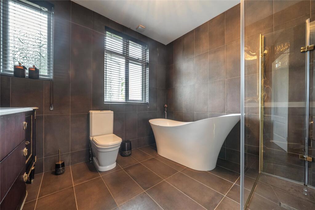 Coniston Road, Bromley photo 5