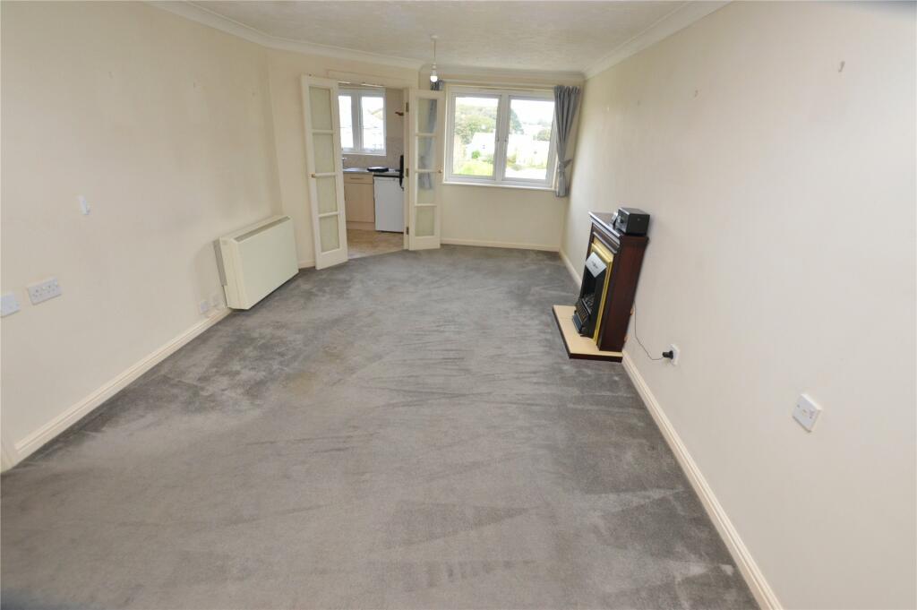 Apartment in Truro - View 3