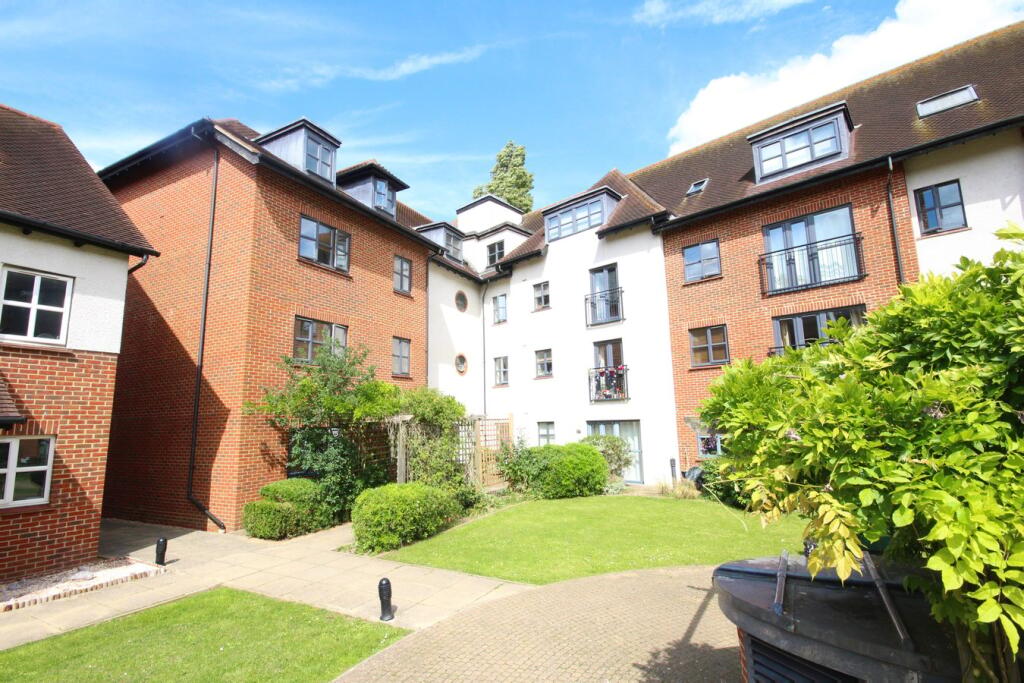 Main image of property: Dunkerley Court, Birds Hill, Letchworth Garden City, SG6