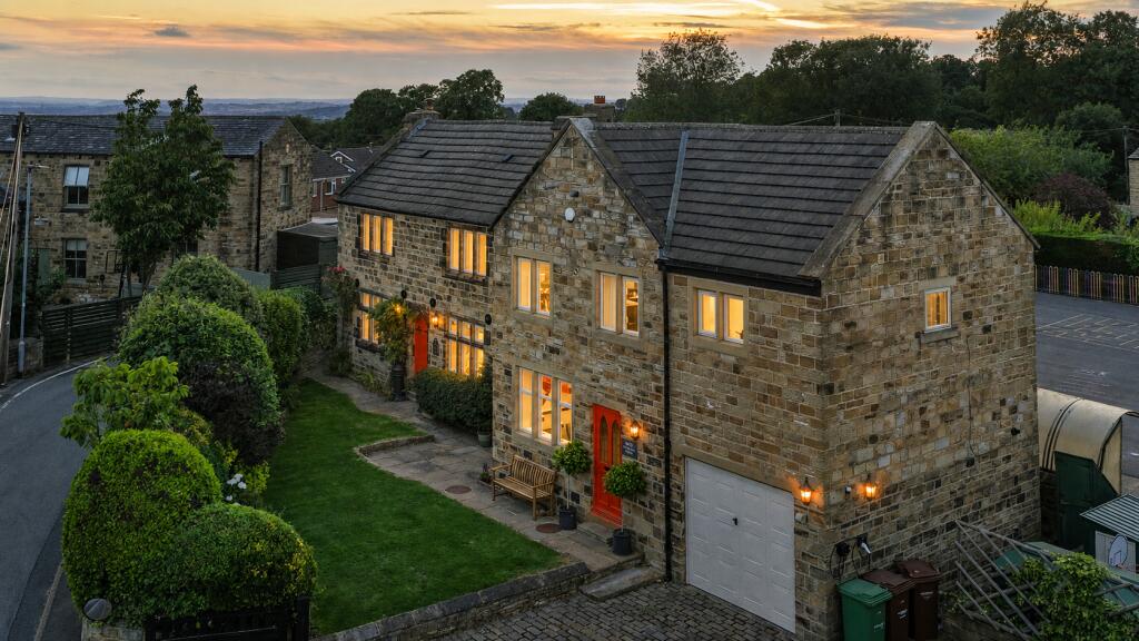 Main image of property: Church View Cottage, 3 Vicar Lane