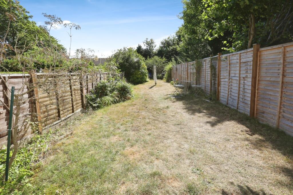 Hursley Road, Chandler's Ford, Eastleigh, Hampshire, SO53 photo 2