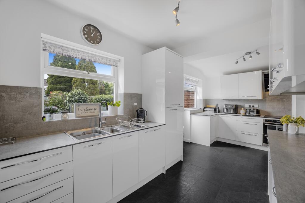 House in Sheffield, Bradway - View 4