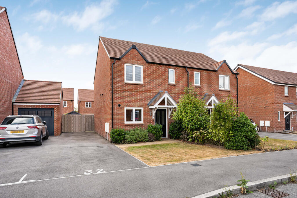 Main image of property: Cherry Croft, Wantage, OX12