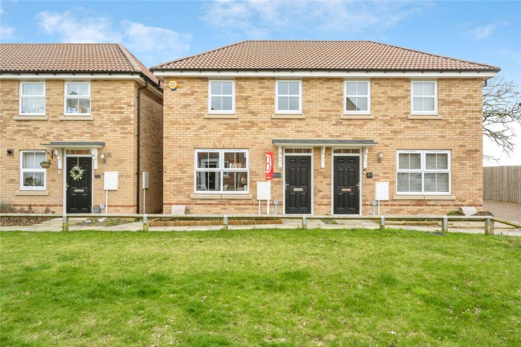 3-bed semi-detached on Saxon Avenue, Hatfield, Doncaster, South Yorkshire, DN7, £220,000