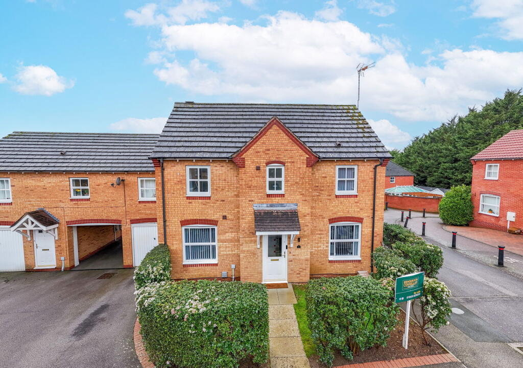 Main image of property: Wake Close, Wellingborough, NN8 2QD