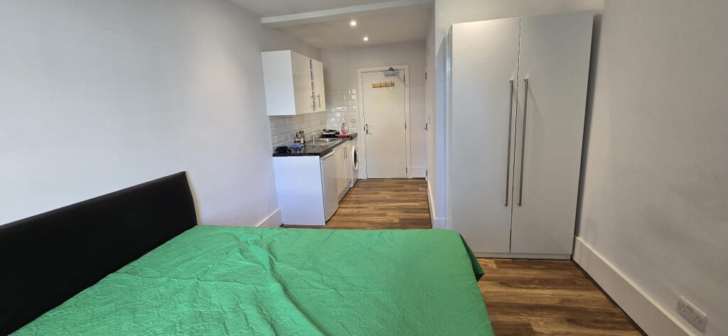 Main image of property: Kingsland Road, London, E2