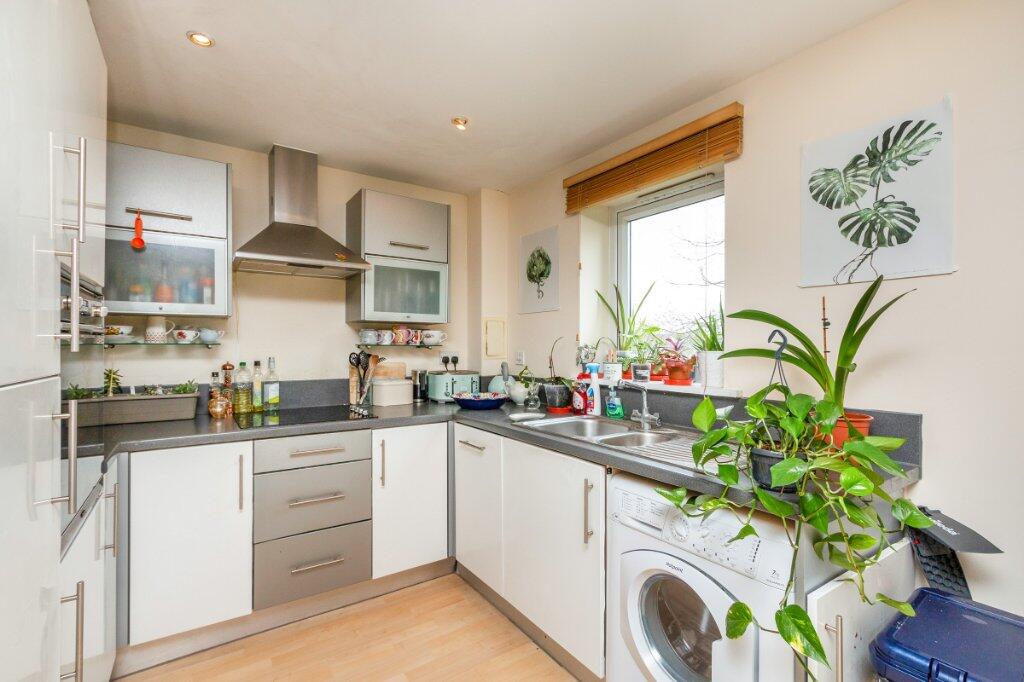 Apartment in Basingstoke and Deane, Basingstoke - View 3