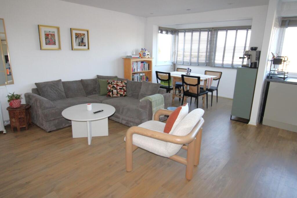 Apartment in London - View 2