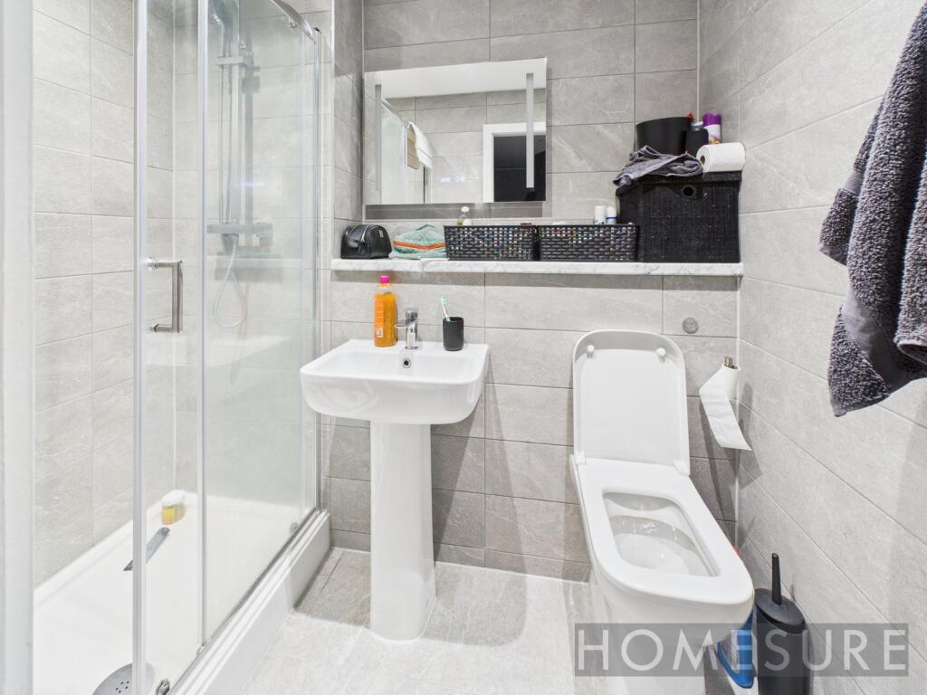 Apartment in Liverpool - More