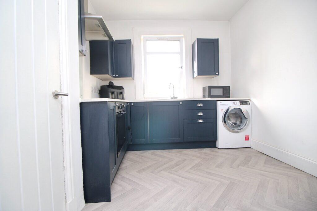 Apartment in Glasgow - More