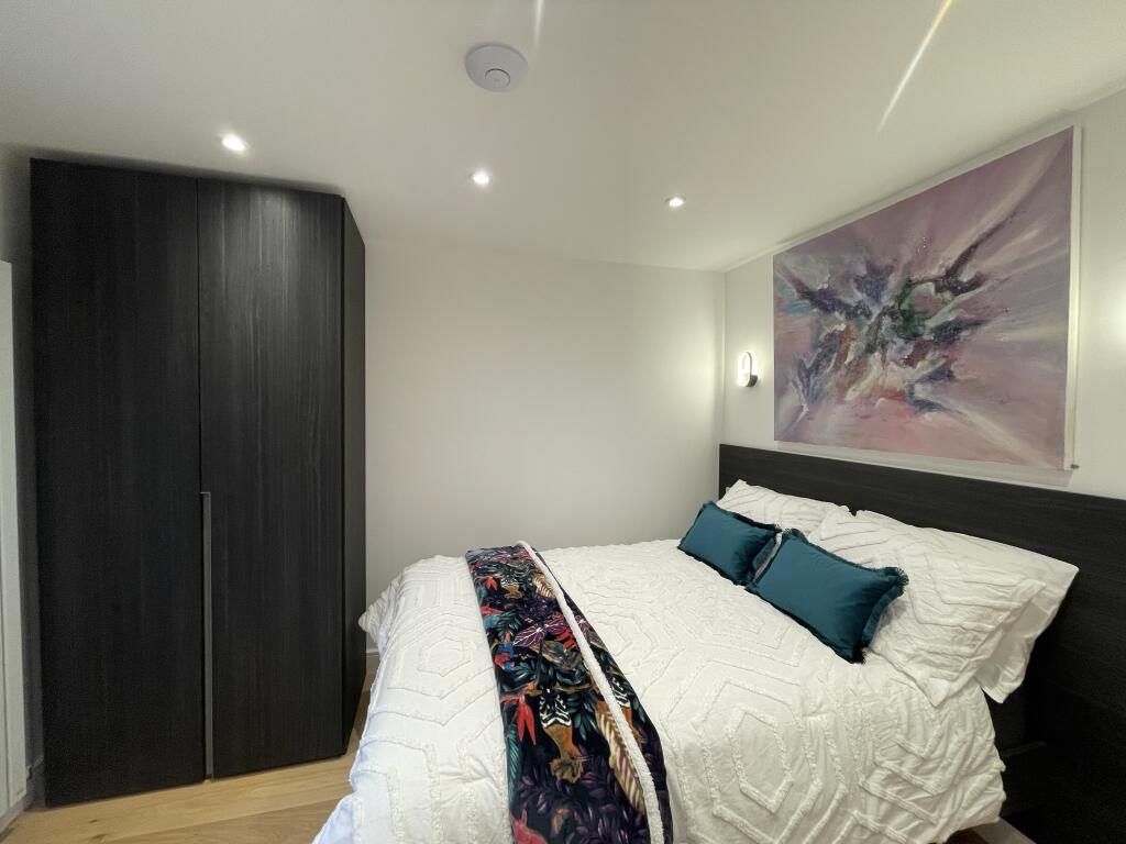 Apartment in London - View 2