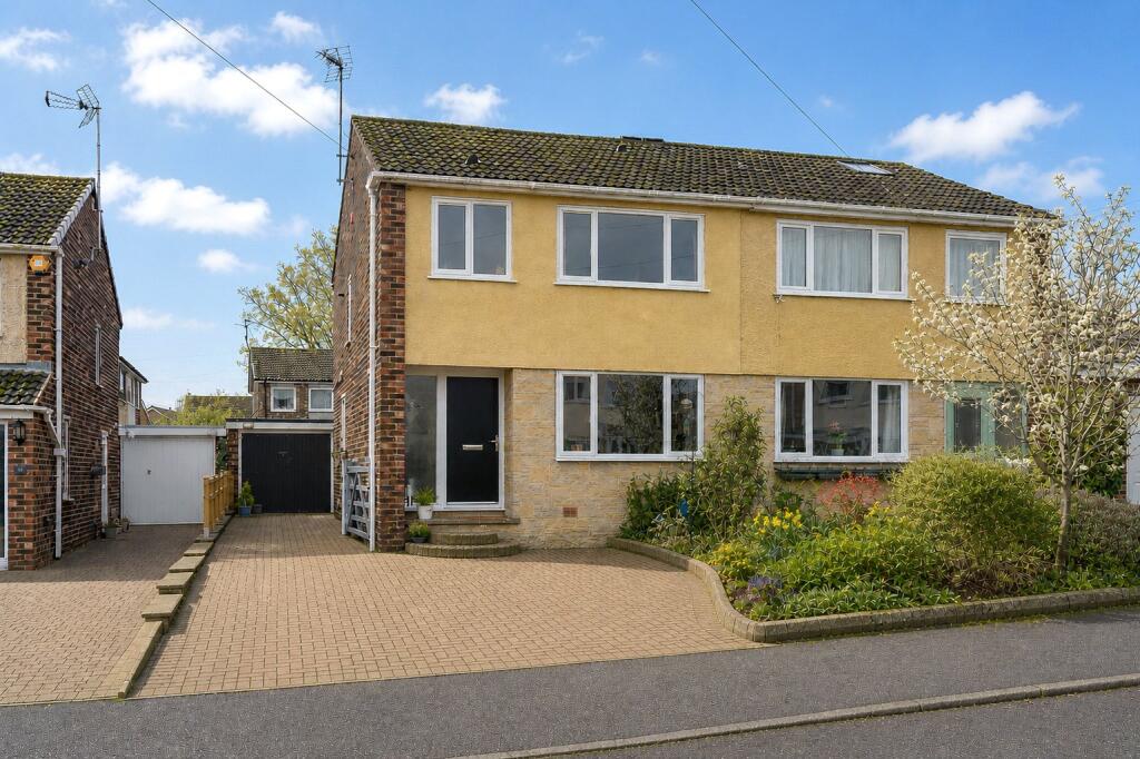 Main image of property: Nidd Approach, Wetherby, LS22