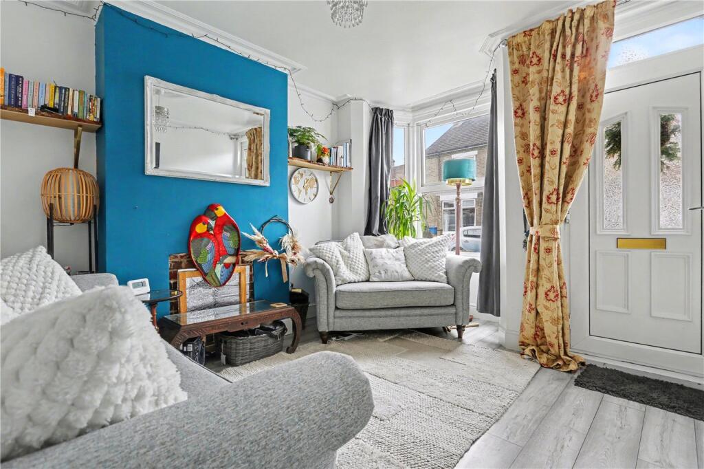10 TURNER ROAD photo 2