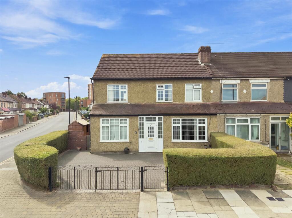 House in Enfield
