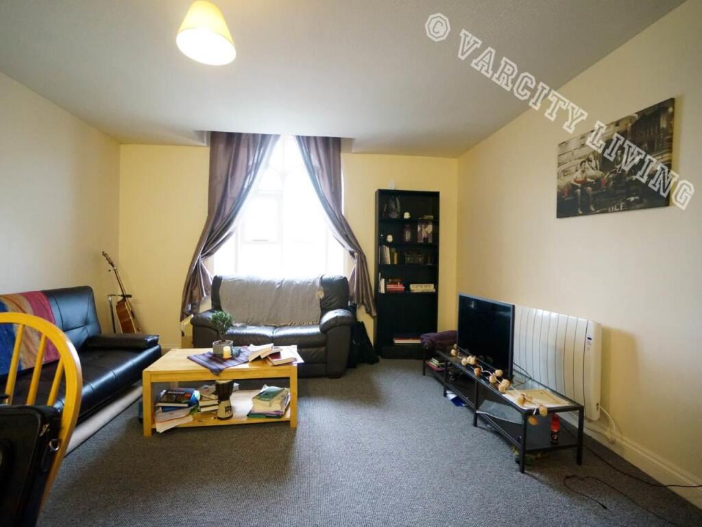 Apartment in Bangor, Gwynedd - More
