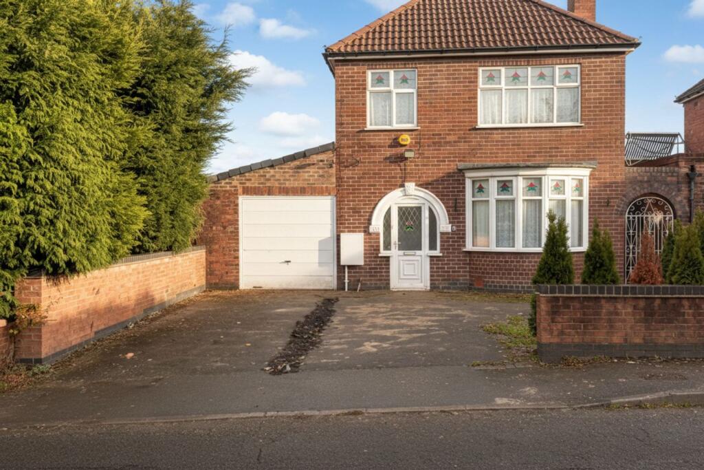Main image of property: Park Road, Swadlincote, DE12