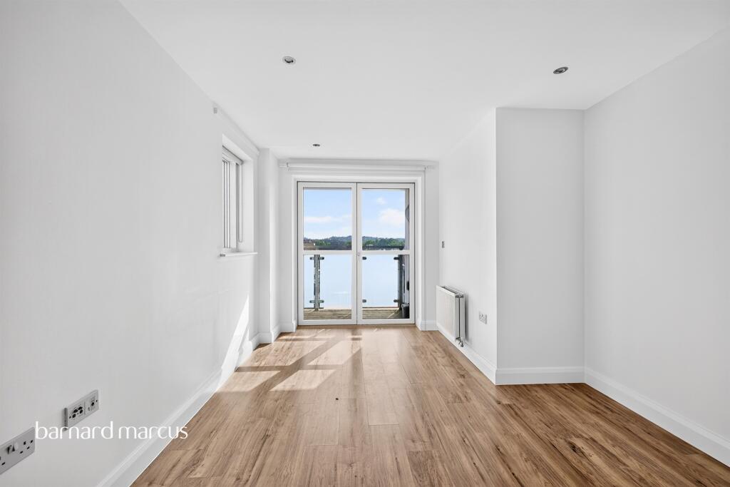 Apartment in London - View 2