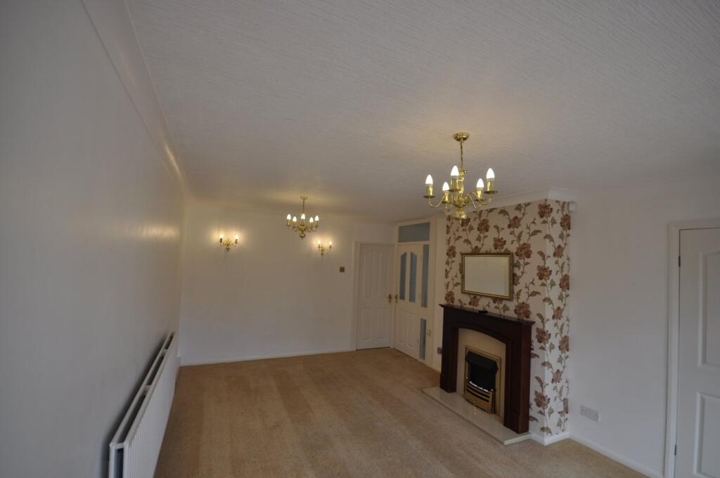 Leacroft Road, Kingswinford, DY6 - View 5