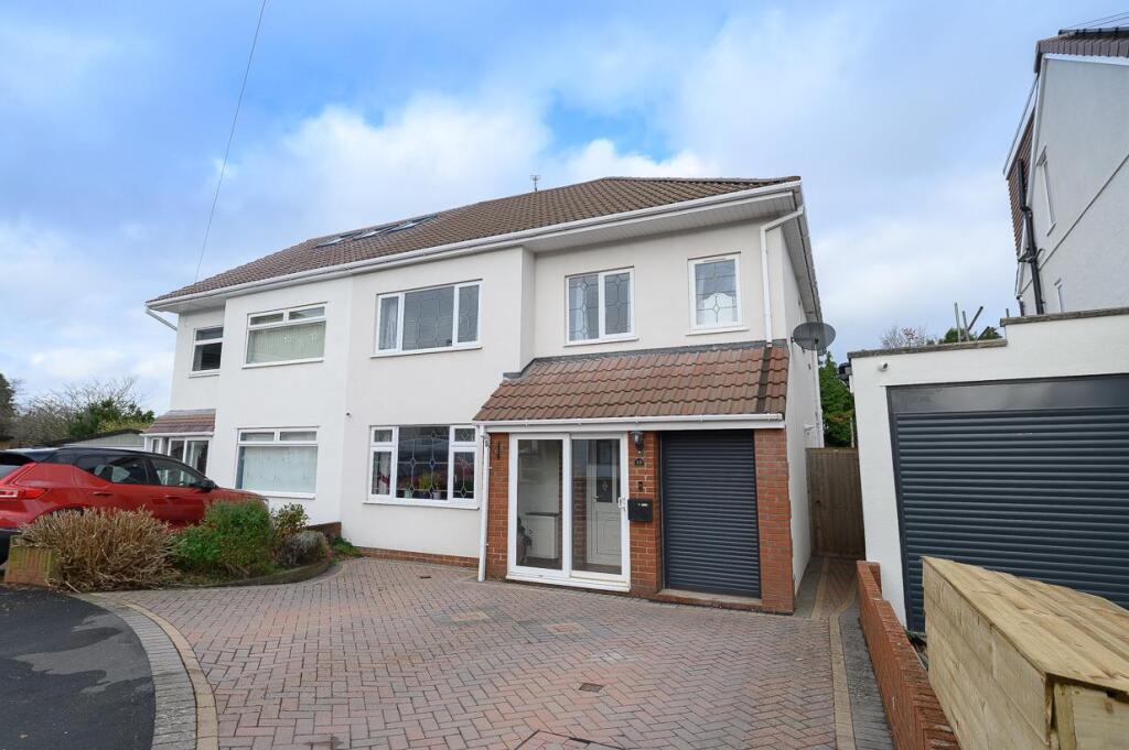 Main image of property: Fouracre Avenue, Downend, Bristol, BS16 6PD