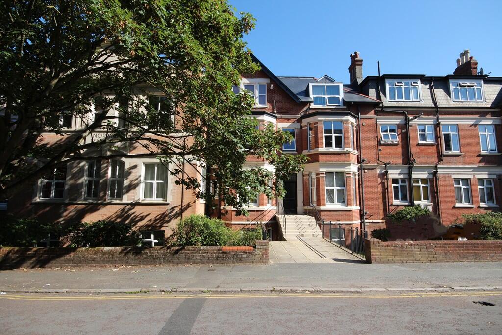 Main image of property: Norwich Avenue West, Bournemouth