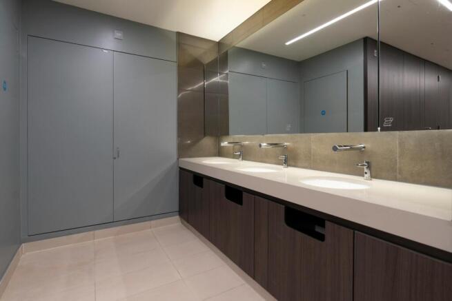 IW210624GKA169.jpg
