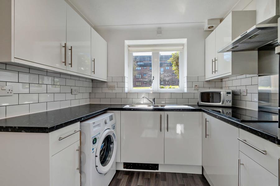 Apartment in London - View 4