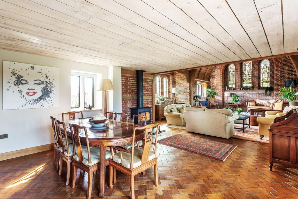 House in Winchester, West Meon - More