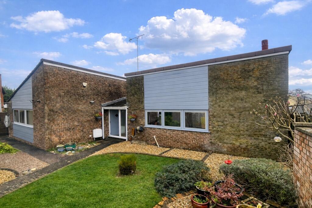Main image of property: Kingston Way, Nailsea, Bristol, Somerset, BS48