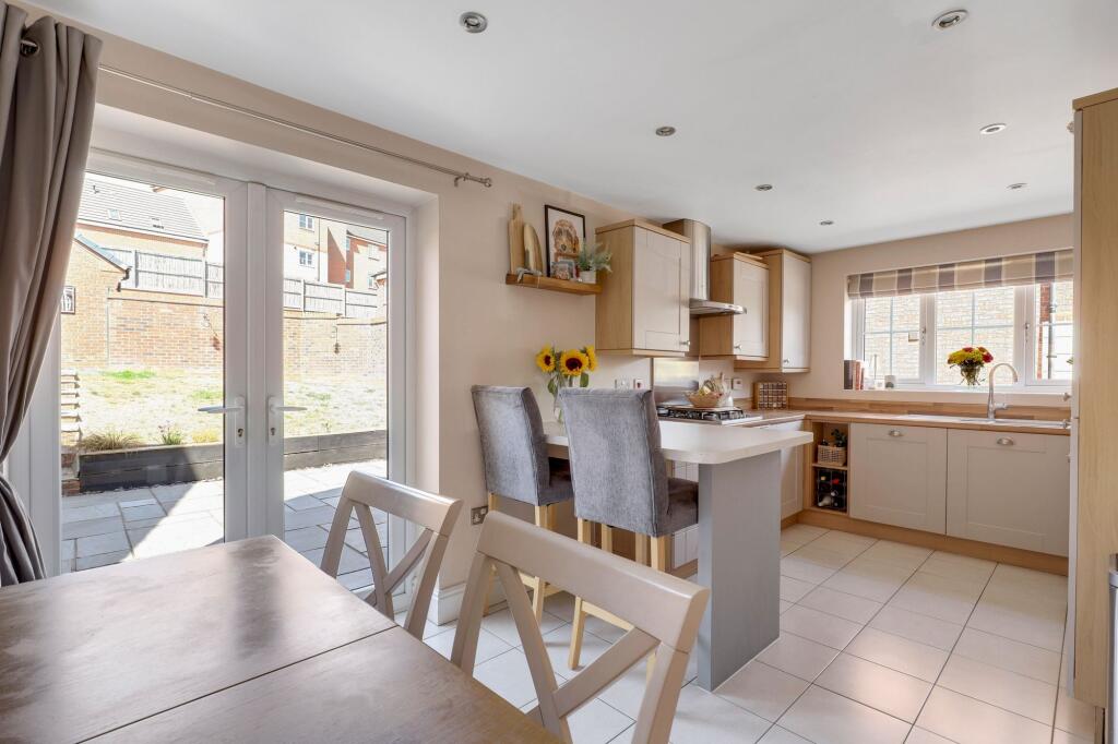 House in Nottingham - View 5