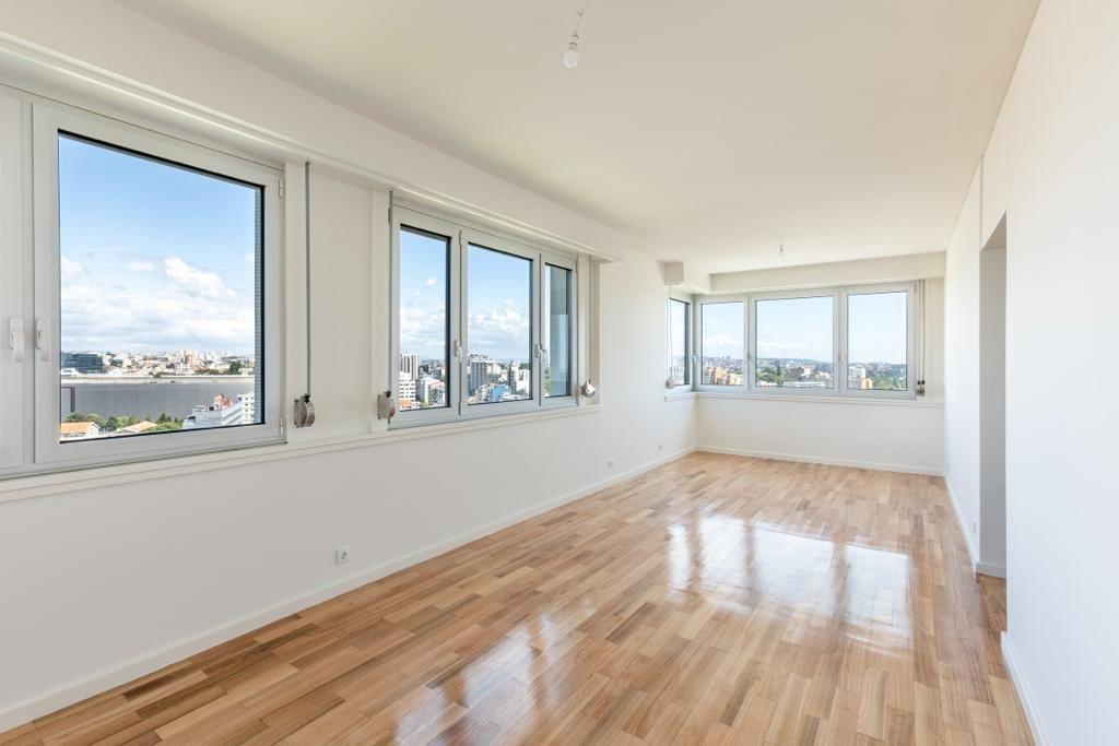 Main image of property: Oporto, Oporto