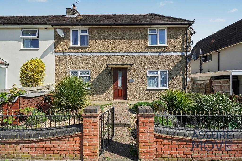 Main image of property: Oakleigh Road North, London, N20