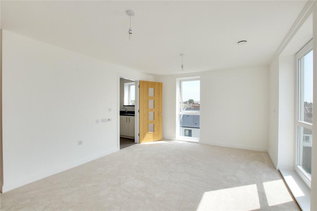 Heene Road, Worthing, BN11 - View 2